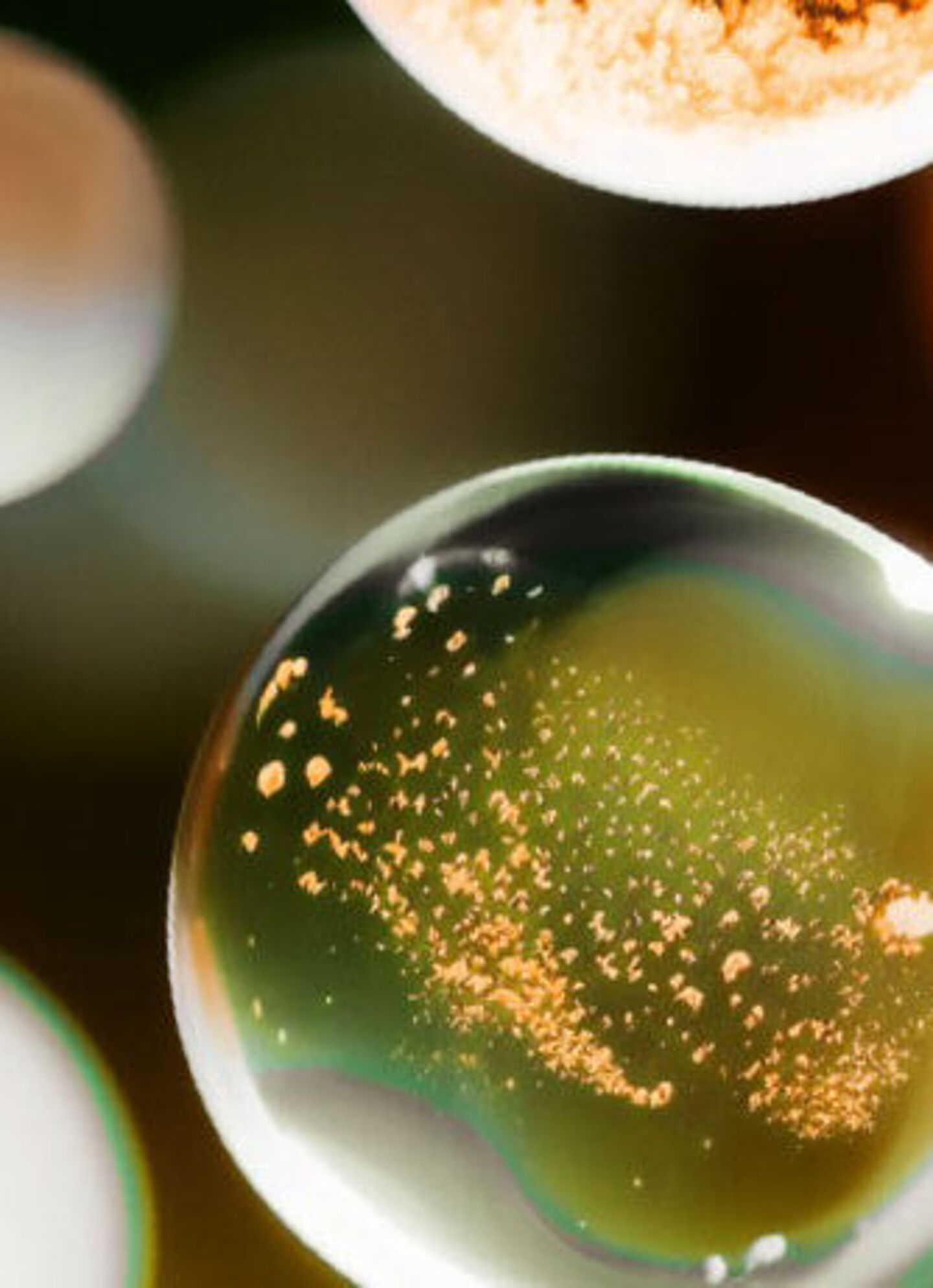 Oil bubbles